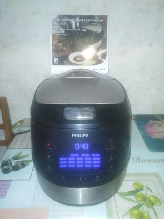 Мультиварка PHILIPS рабочая сенсорная