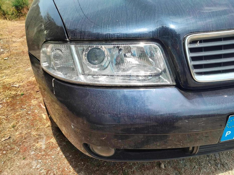 Audi a4 1.6 gasolina  NEGOCIÁVEL