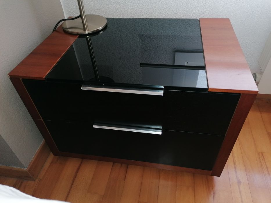 Mesa de cabeceira madeira