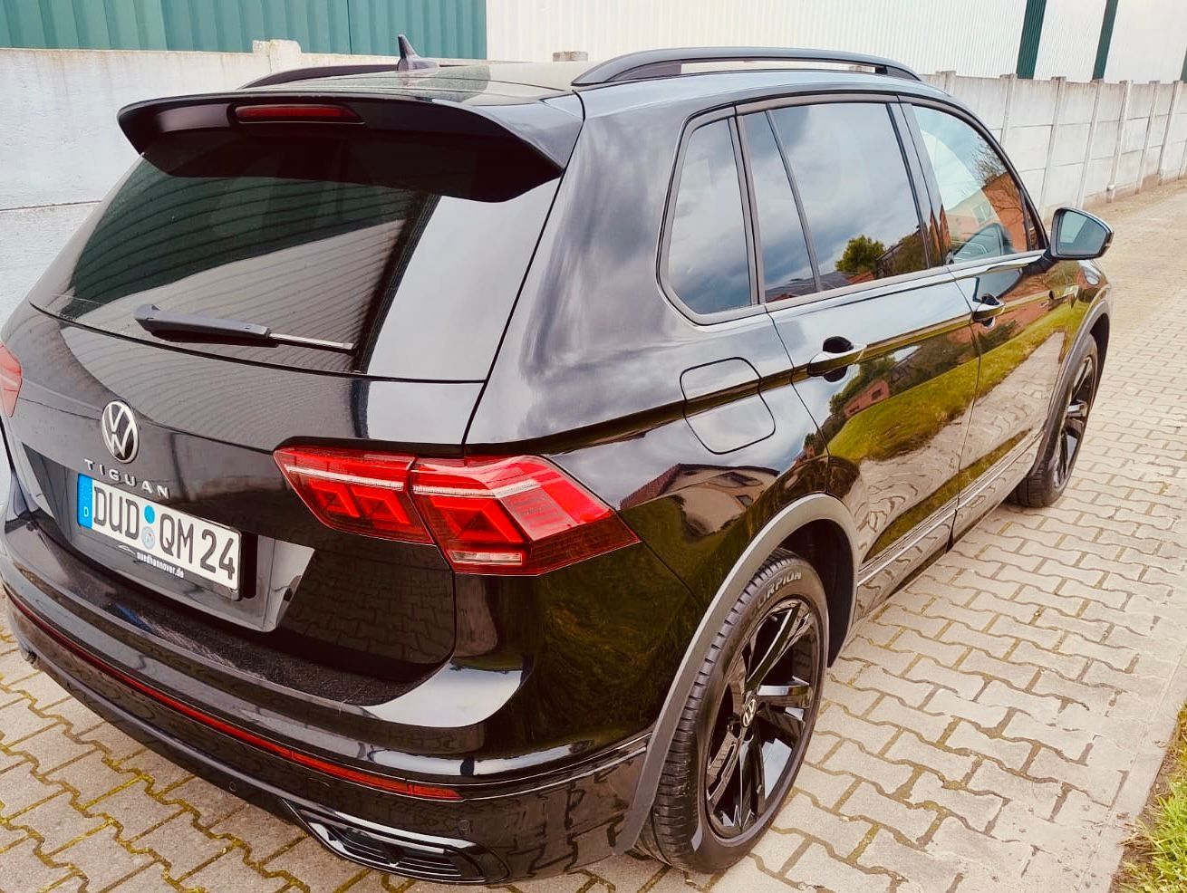 VW Tiguan R-line Black Edition 2023r TDI DSG FV23% rej PL 

Limitowana