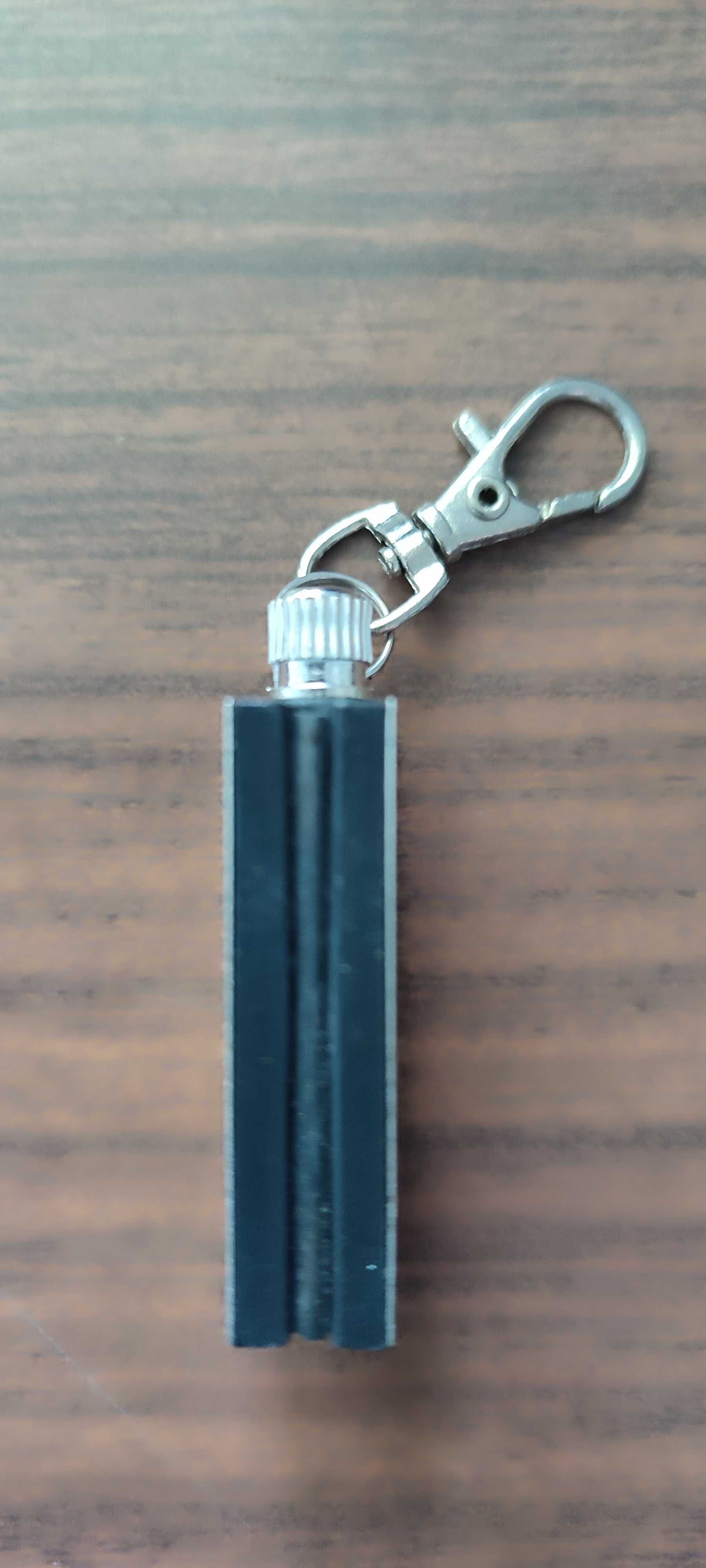 Zippo бензиновая зажигалка брелок