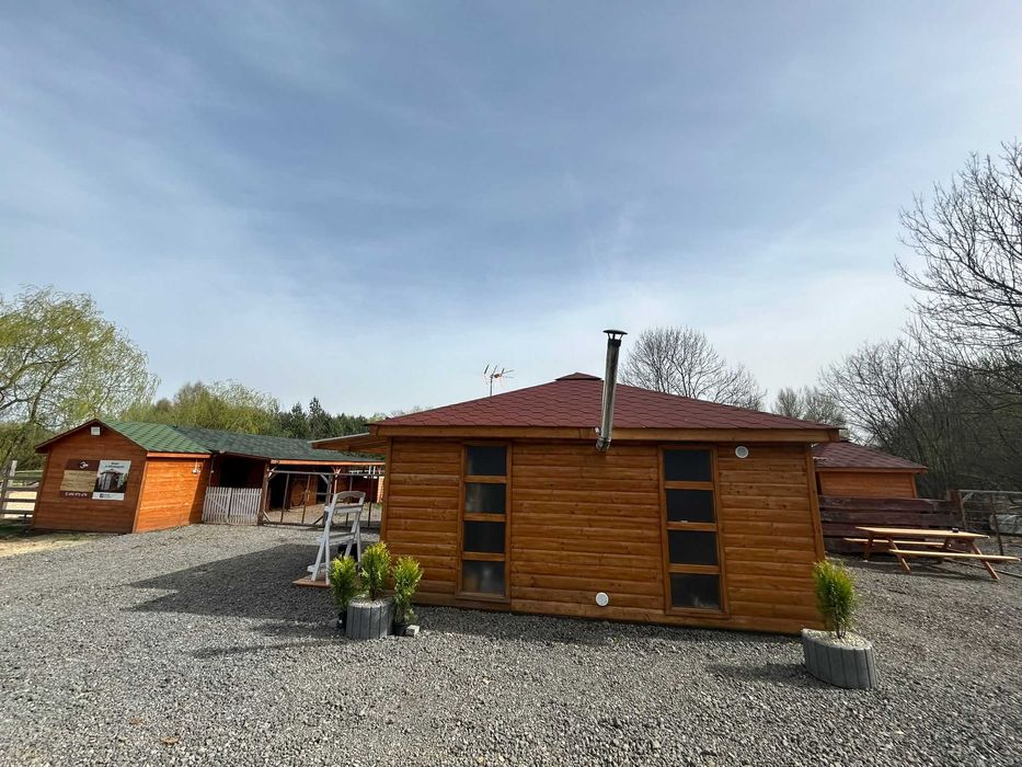 Domek 5 x 5 drewniany ocieplany w całości z podłogą całoroczny Używany