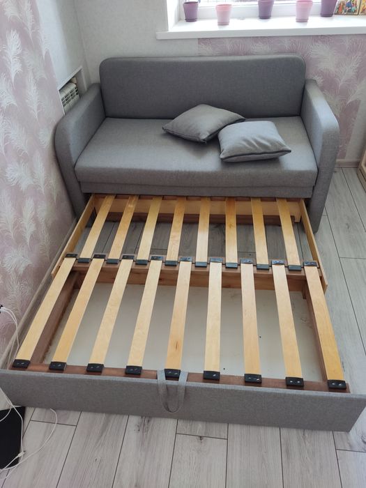 Диван півторашка однотонний розкладний