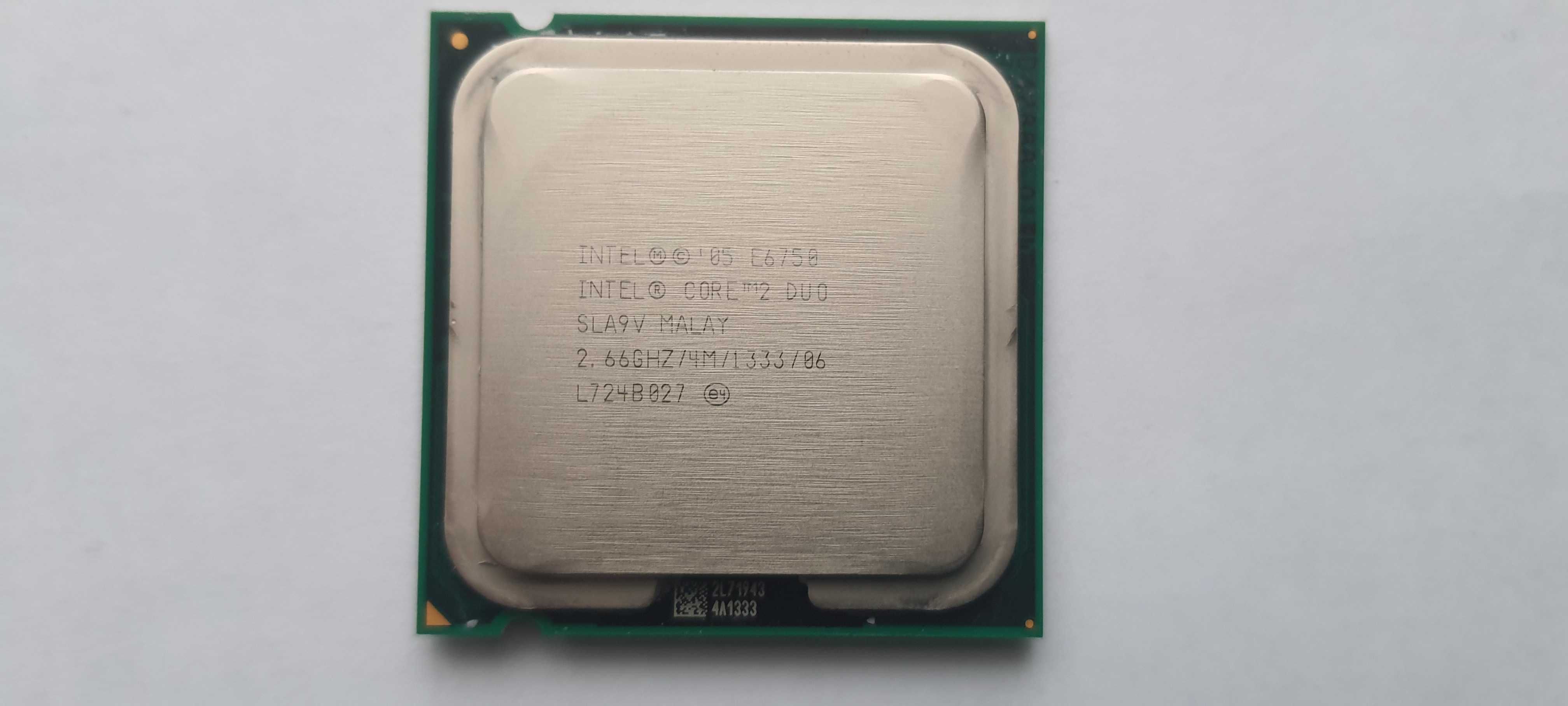 Процесор Intel Core 2 Duo з кулером