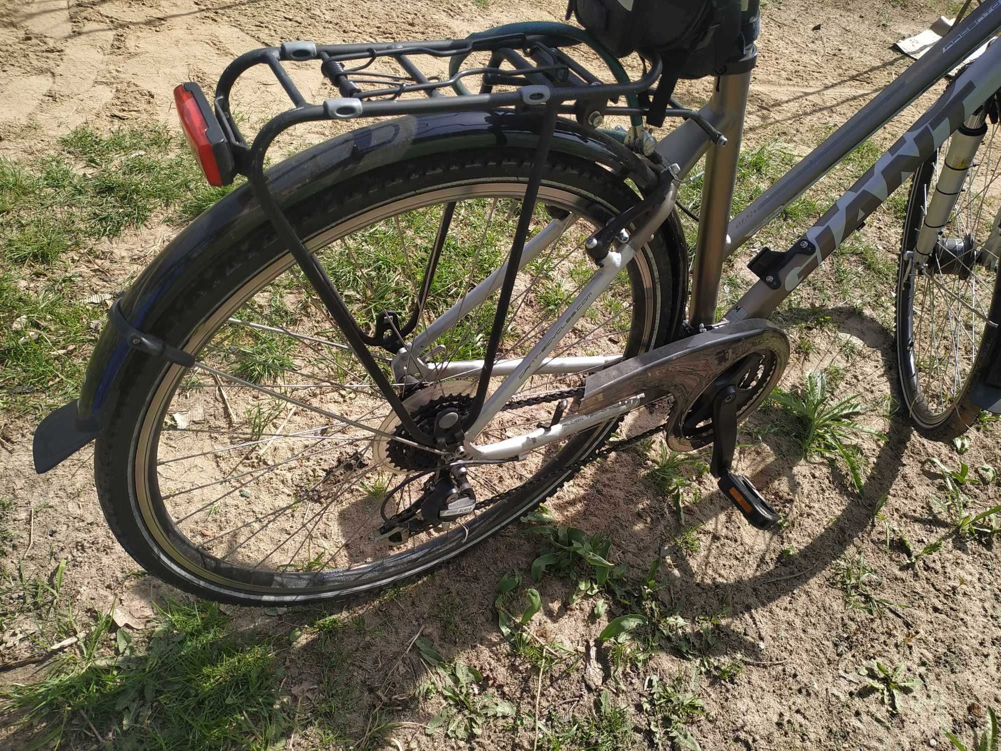 Rower Giant Argento Aluminiowa rama koła 28" MTB Shimano majówka lasu
