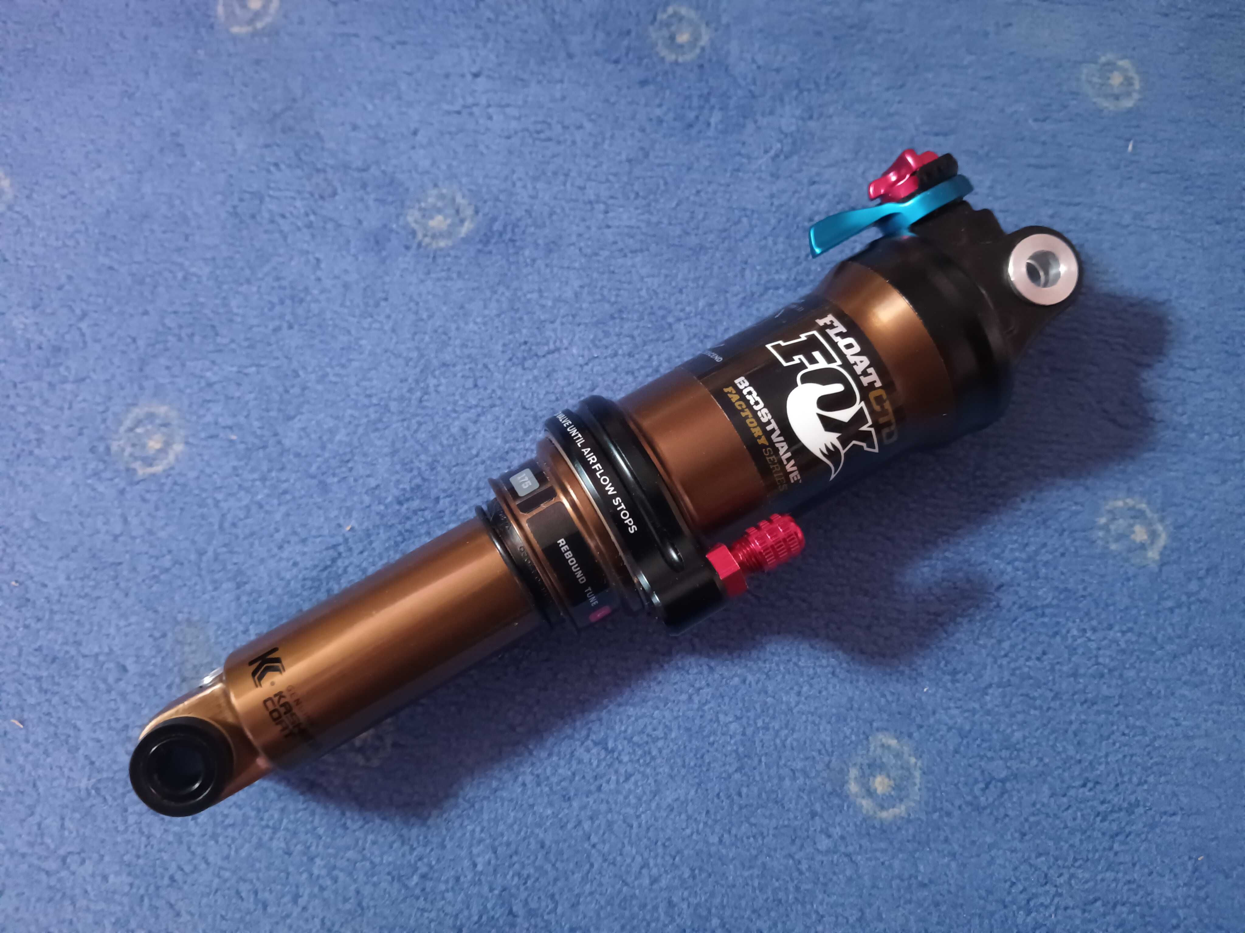 Fox Float CTD Factory Kashima