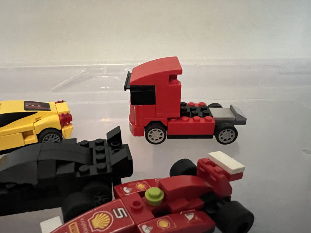 LEGO Ferrari машинки