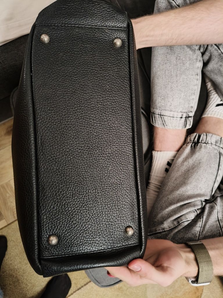 Duża torebka Tod's że skóry naturalnej, ala birkin