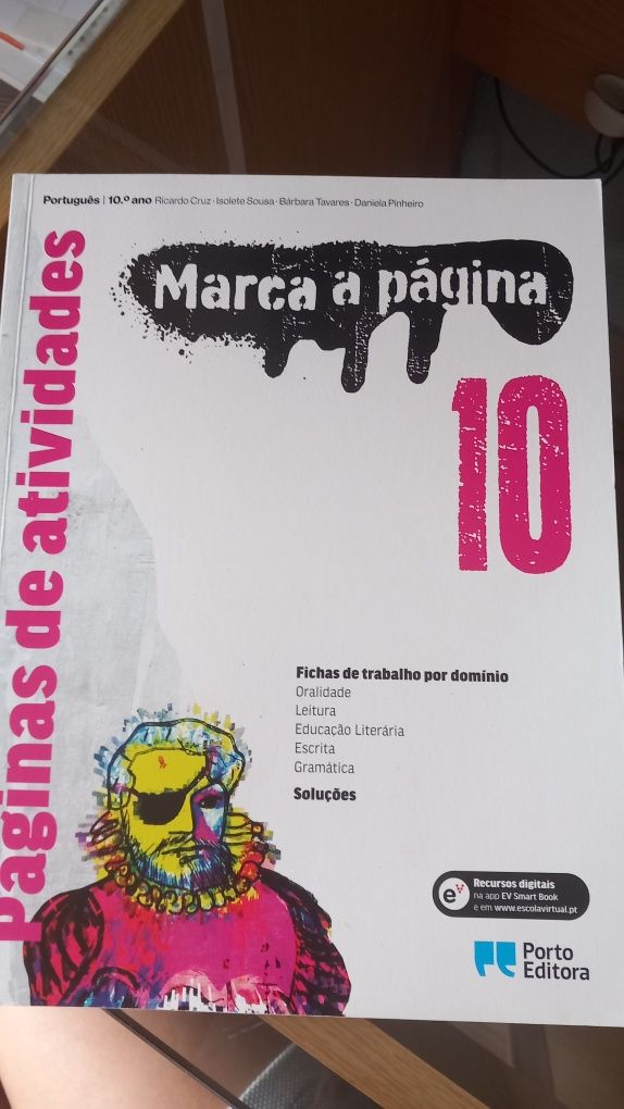 Caderno de exercícios de português do 10°ano