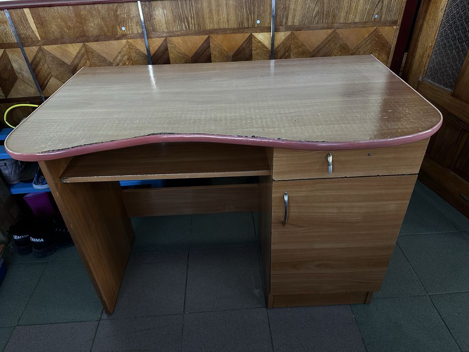 Столик для письма