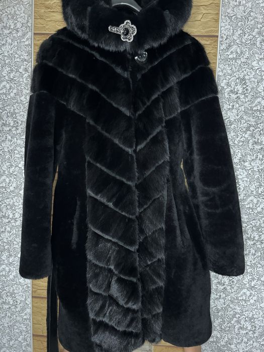 Шуба з шиншили з вставками норки