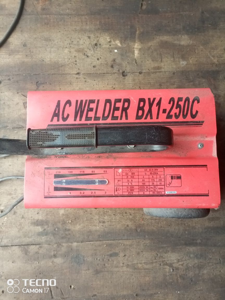 Зварювальний апарат AS WEIDER BX 250C