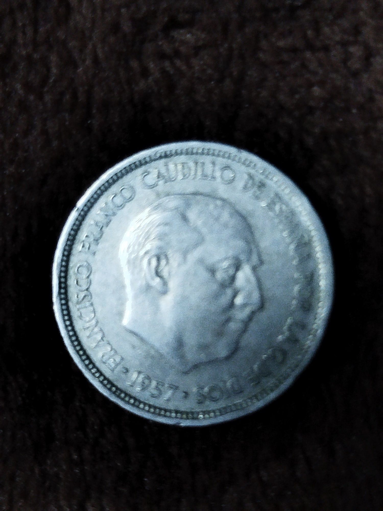 Moeda de cinco pesetas de 1957 de Francisco Franco