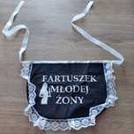 Fartuszek młodej żony. Prezent na wieczór panieński, prezent ślubny.