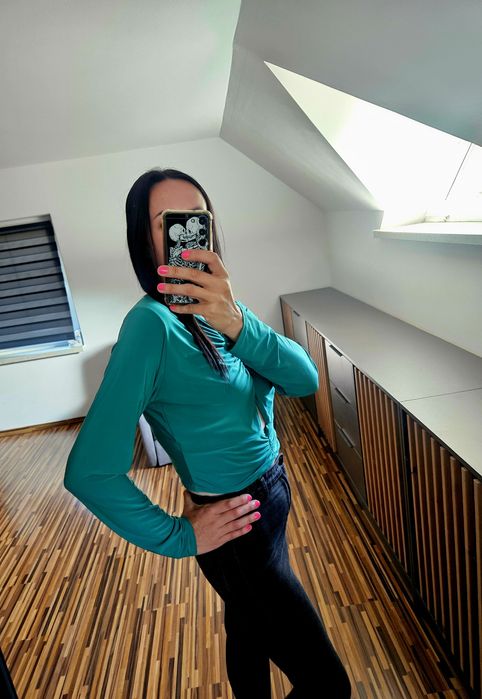Crop top Prettylittlething