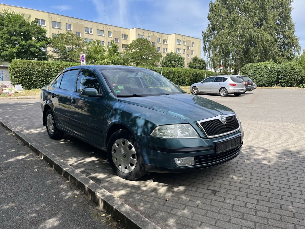 Skoda OCTAVIA sedan 1.6 MPI, org przebieg, klima, swiezo spr z niemiec