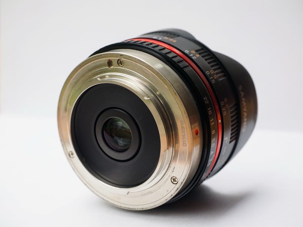 Obiektyw Micro 4/3 Samyang 7.5 f3.5 fisheye