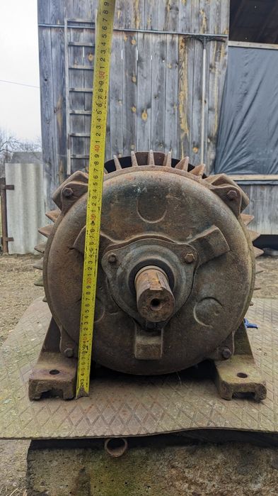 Електромотор 15КВТ 1500обр.