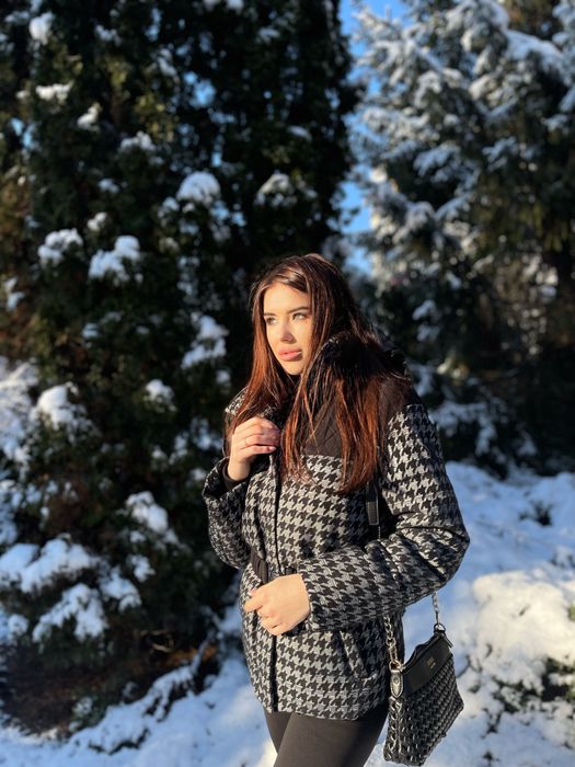 Курточка Guess, пуховик