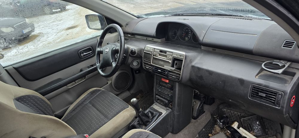 Nissan xtrail t30 w gazie 2.0 4 napęd