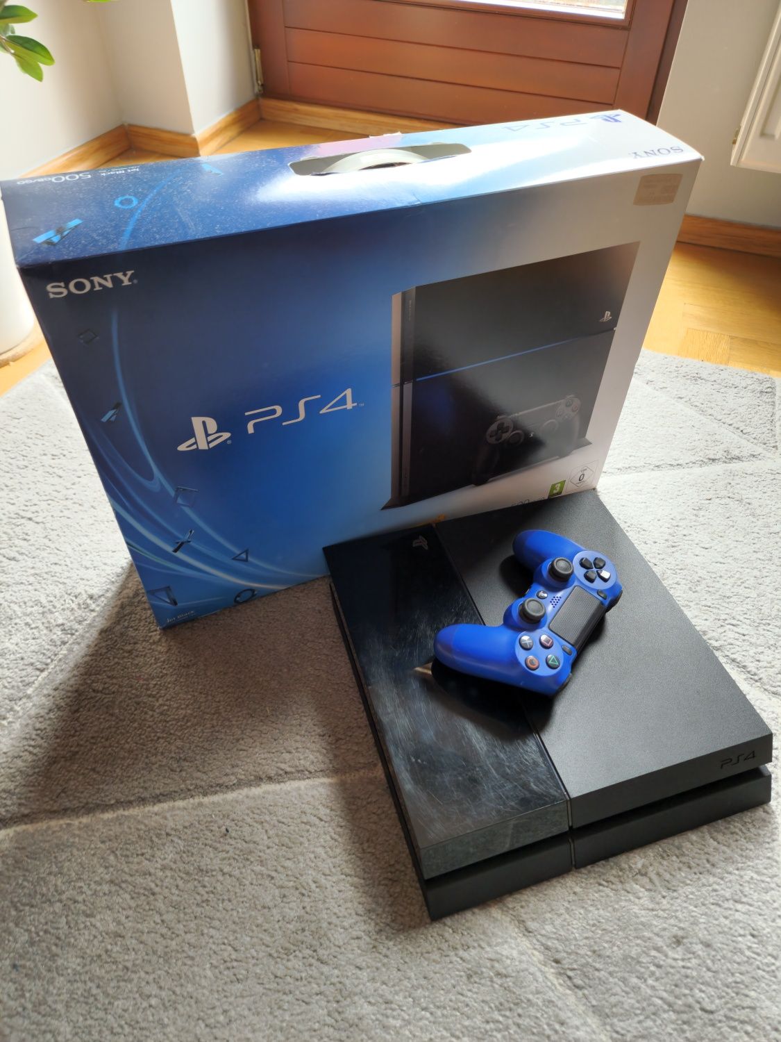 Konsola PS4 PlayStation 4 wersja CUH-1004A