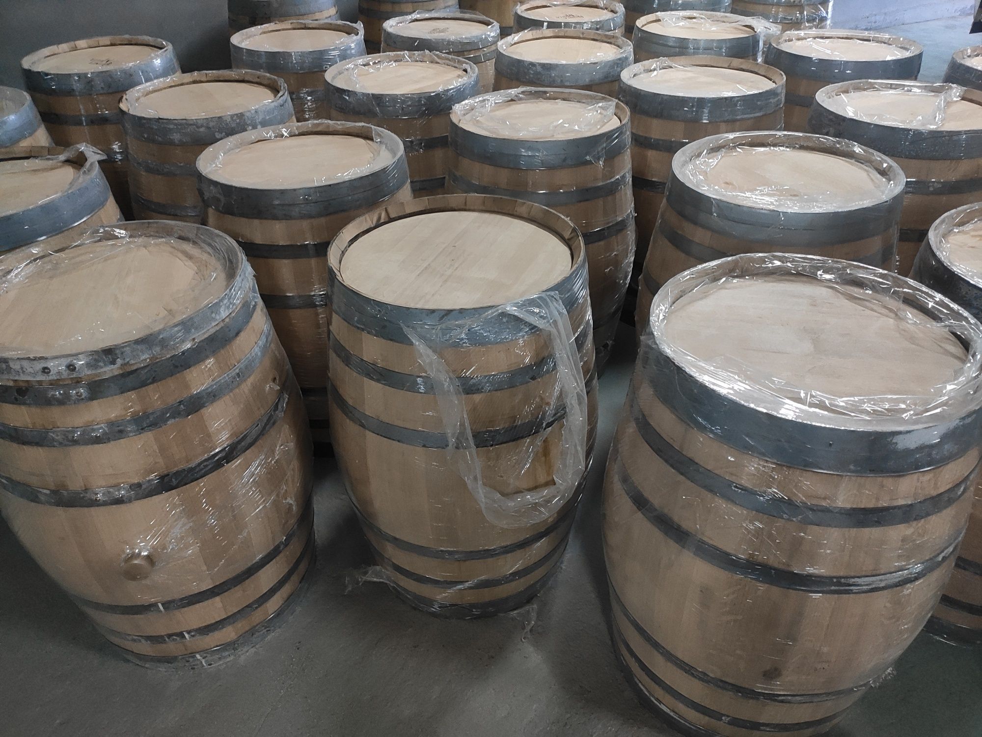 Barricas madeira de carvalho recuperadas 225L
