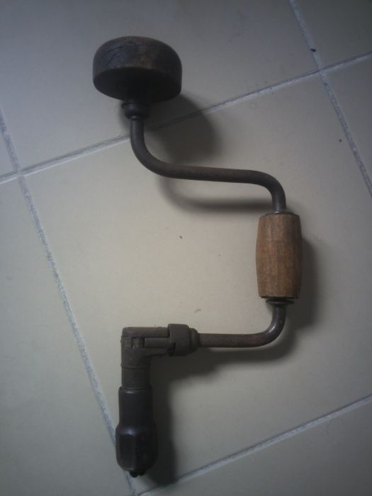 furador manual antigo