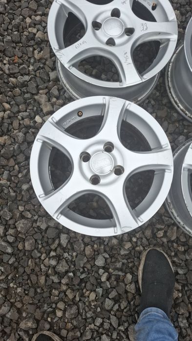 Felgi aluminiowe Suzuki Swift Yaris  14" 4x100 ET38 6Jx14