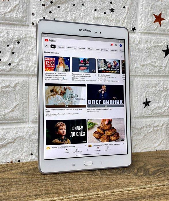 Планшет Samsung Гарний стан 10 дюймів