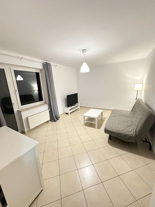 KEN 26, Ursynów – 38 m² po odświeżeniu, 6 min do metra Kabaty