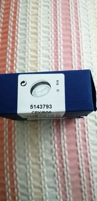 Anel Swarovski novo na caixa