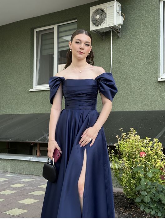 Випусна сукня для принцеси