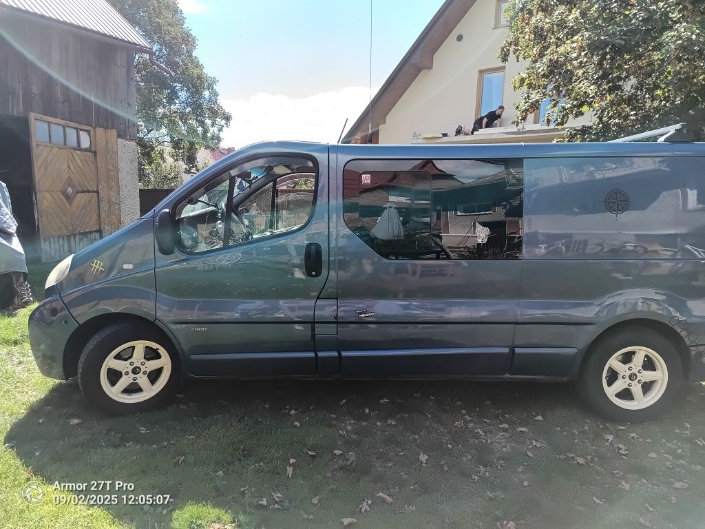 Opel Vivaro 2.5dci