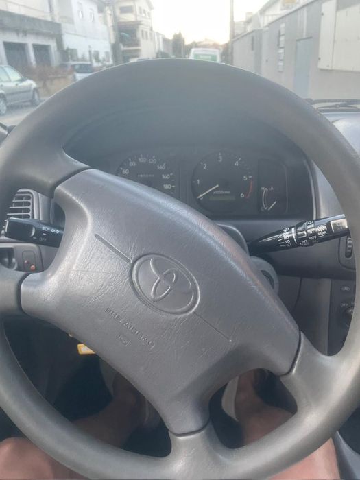 Toyota Corolla starvan 2.0