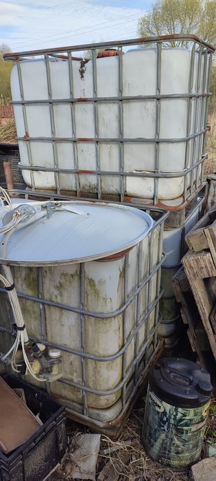 Продам бочки 700 Л