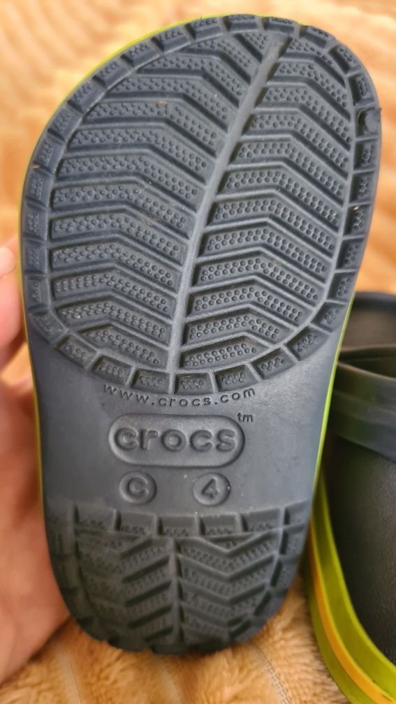 Босоножки-шляпки CROCS