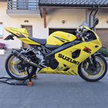 Suzuki gsx r 600 k4