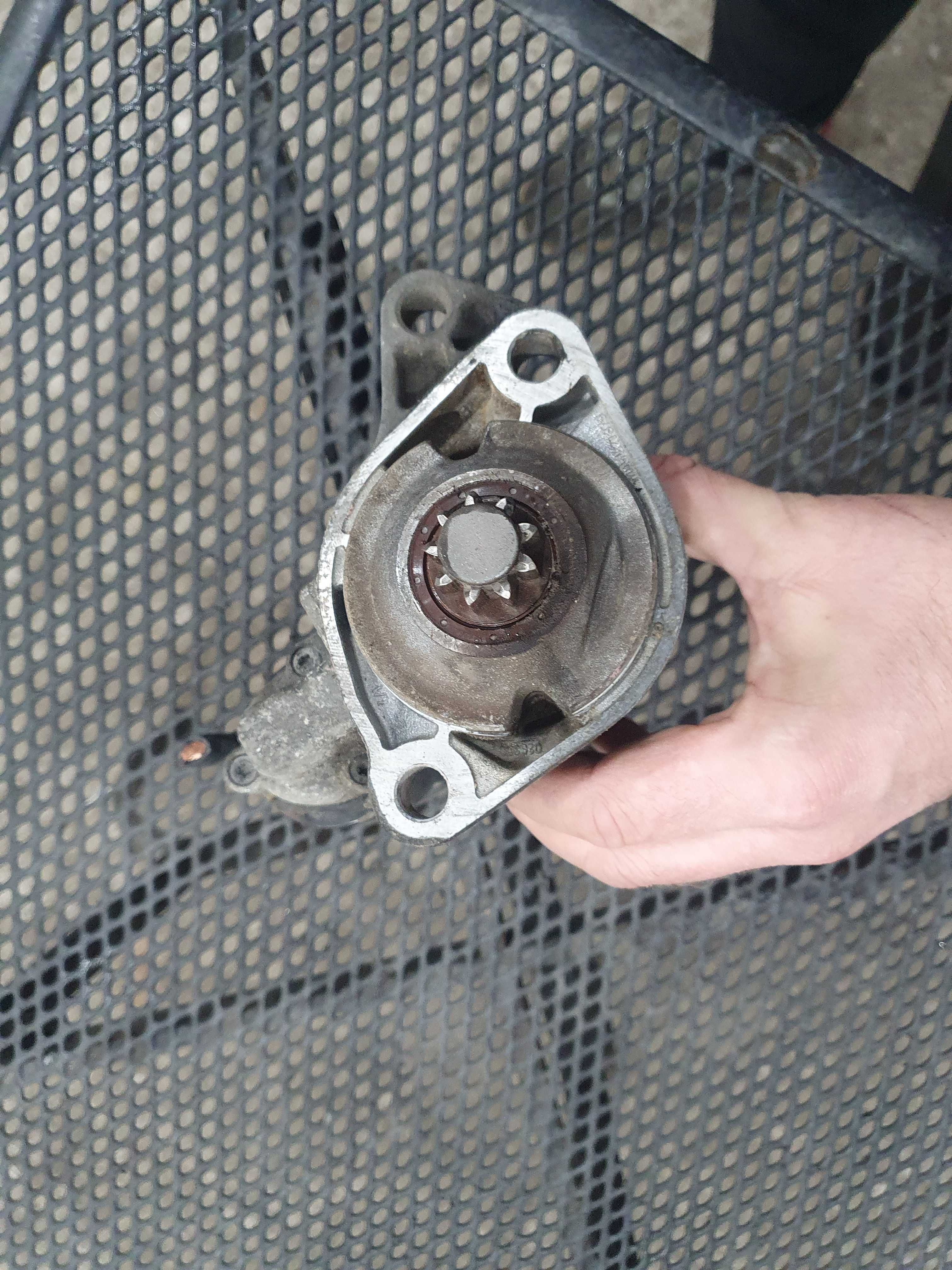 Rozrusznik Audi a3 8l 1.6 benzyna Avu Fdh