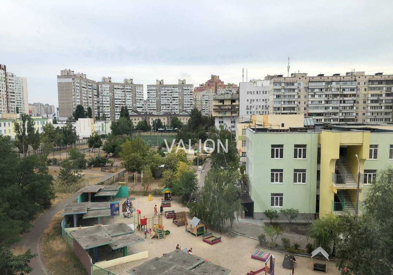 Продаж 2 кім квартири, ремонт, вул. Руденко , метро Позняки