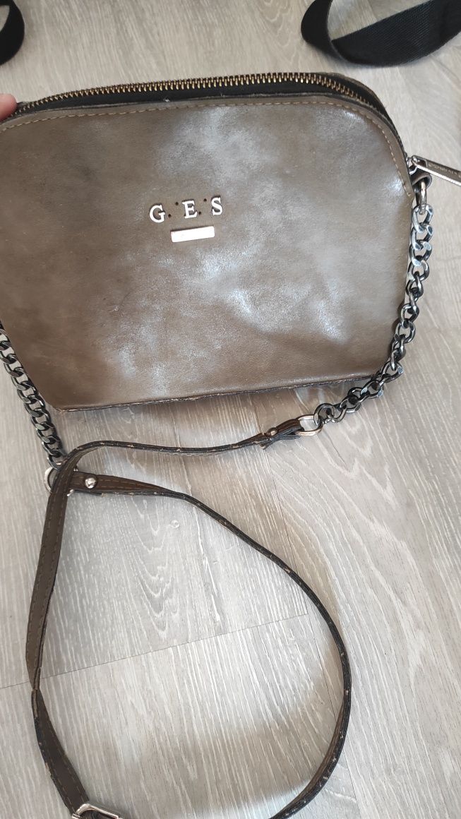 Сумка шкіряна guess