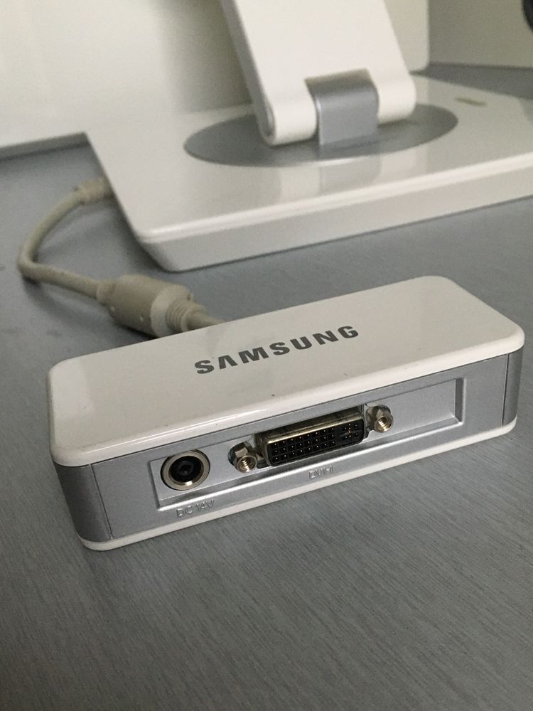 Млнітор Samsung SyncMaster 970P