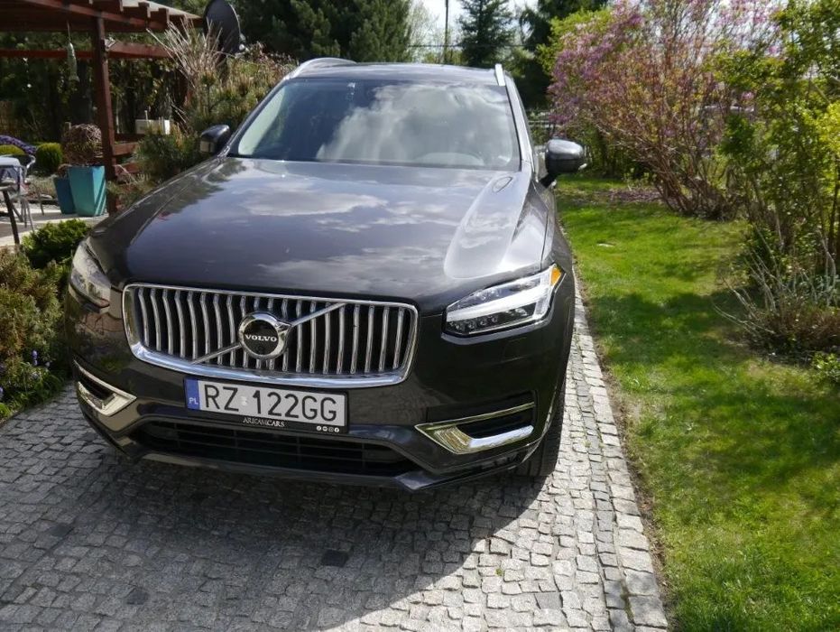 Volvo XC 90 Volvo XC 90 B5, AWD, Plus Bright+, 7 osobowy, 2,0, Mild Hybryd, 250 KM