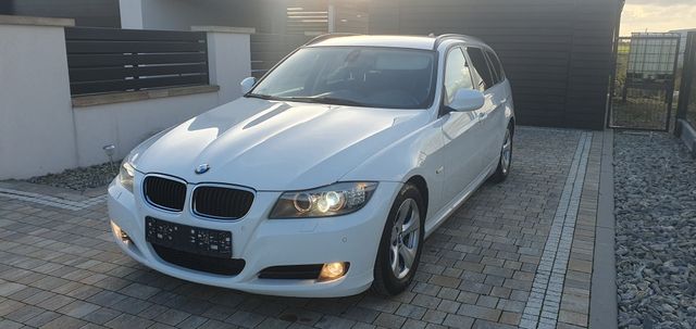 BMW 320D 184KM *Bi-xenon *Navi