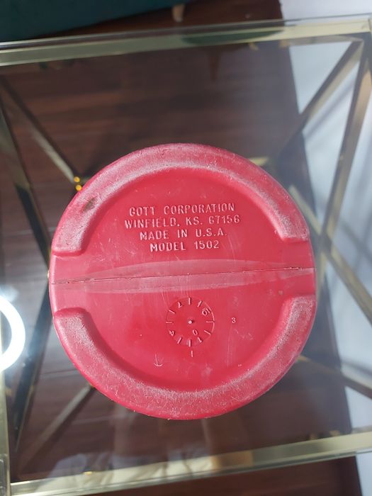 Kultowy kolekcjonerski termos bidon Rubbermaid Gott Corporation 1502