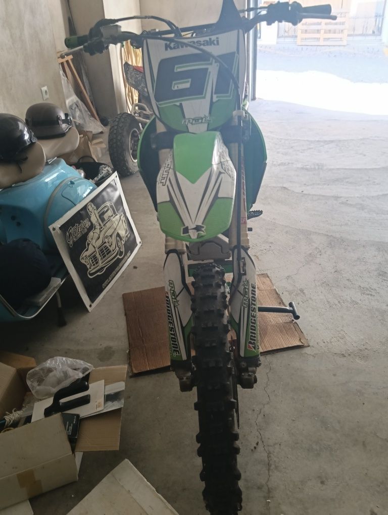 Vendo Kawasaki kx250f