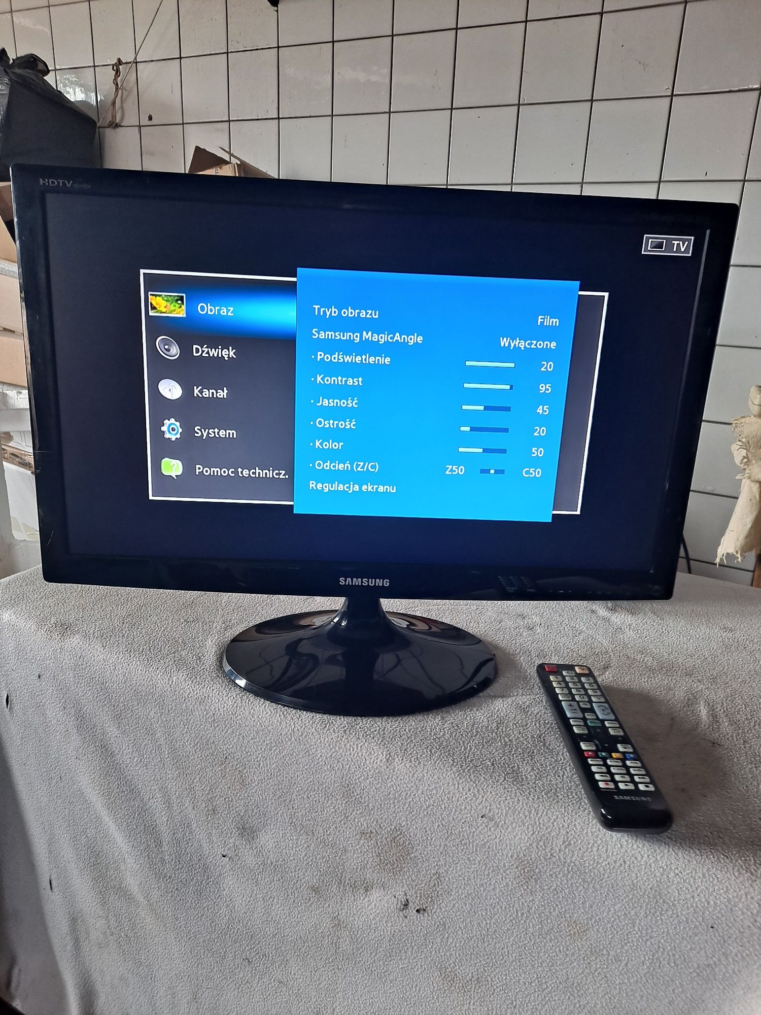 Samsung LED Monitor i TV 24"