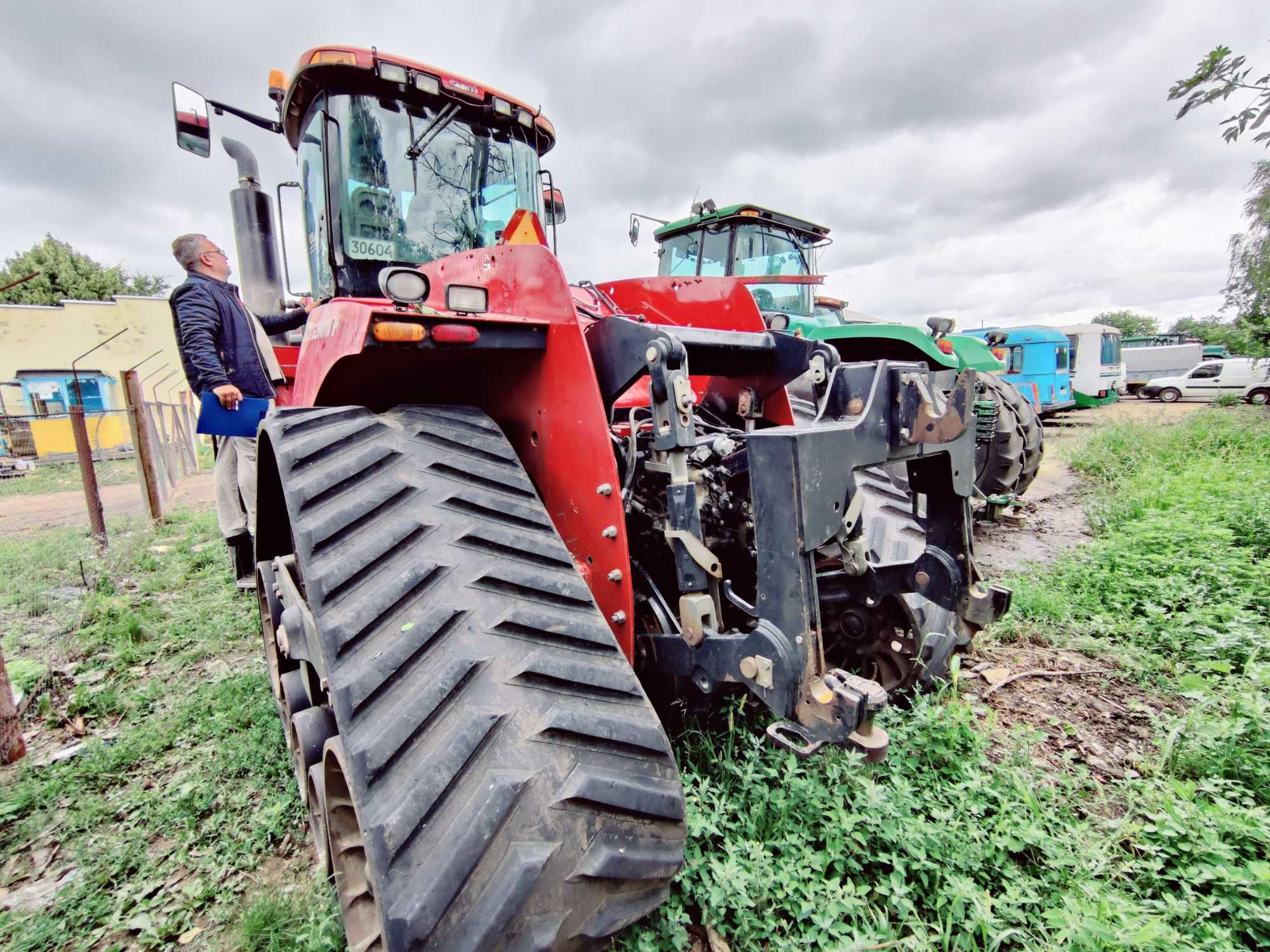 Гусеничний трактор Case IH Quadtrac 550