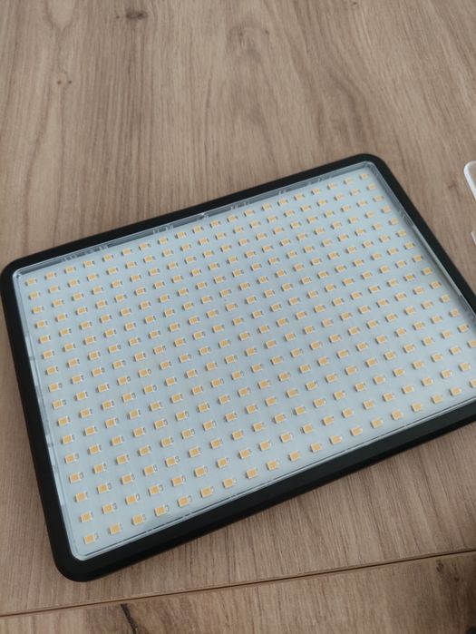 Lampa Newell LED 320I