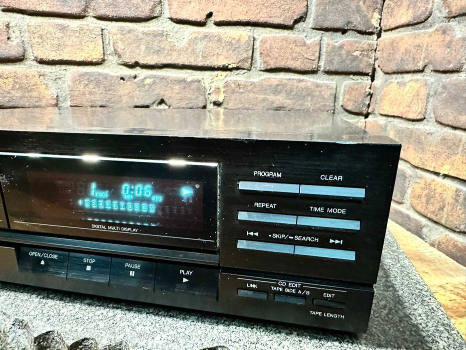 Odtwarzacz CD Technics SL-PJ 26A