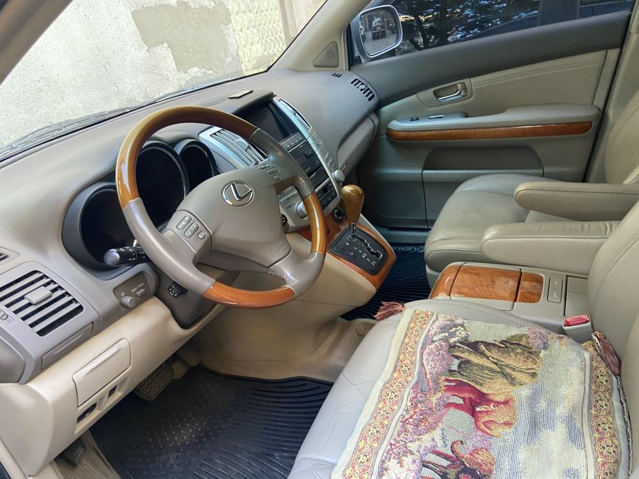 Продам Lexus RX350